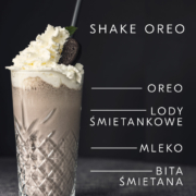 shake oreo: oreo, lody śmietankowe, mleko, bita śmietana